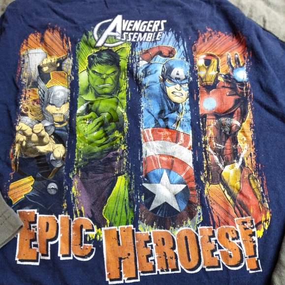 Marvel Other - Avengers long sleeve tee